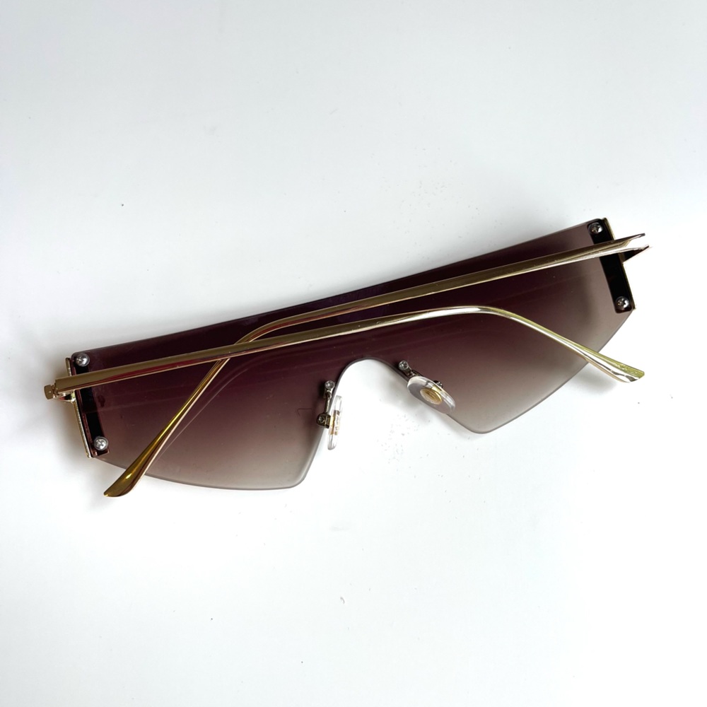 Cool shades 🔥 check out bundle deals 🛍️ - Picture 2 of 2